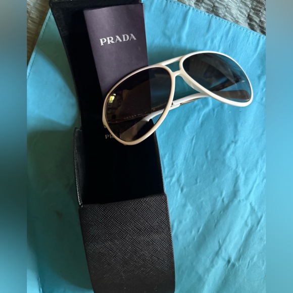 Authentic Prada Aviator Sunnies SALE!!! - Picture 2 of 10